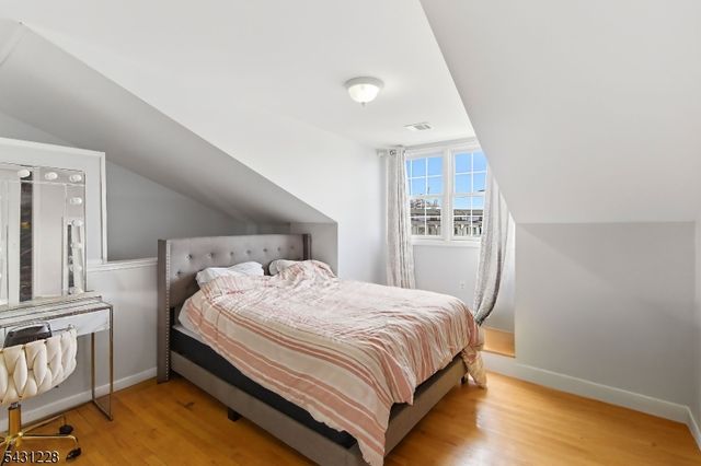 7 Harbor Front Ct. Unit C7 C7, Elizabeth City, NJ 07206