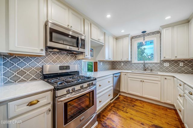 2316 W Beach Drive, Panama City, FL 32401