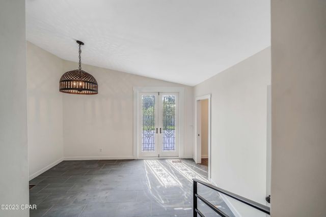 2316 W Beach Drive, Panama City, FL 32401