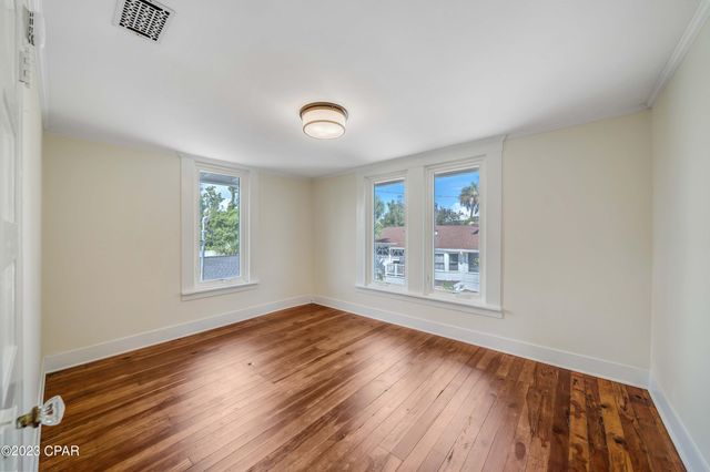 2316 W Beach Drive, Panama City, FL 32401