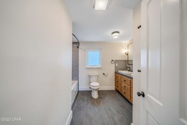 2316 W Beach Drive, Panama City, FL 32401