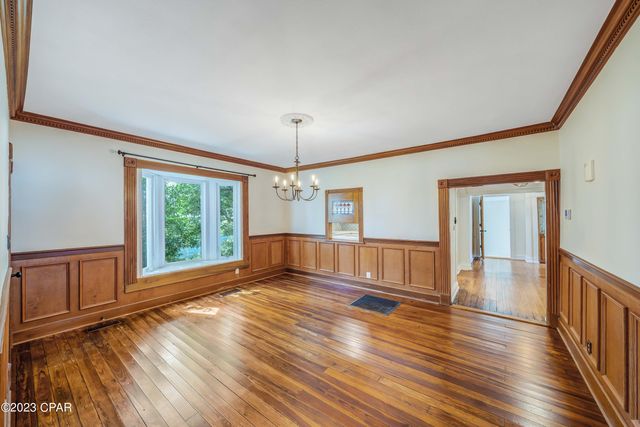 2316 W Beach Drive, Panama City, FL 32401