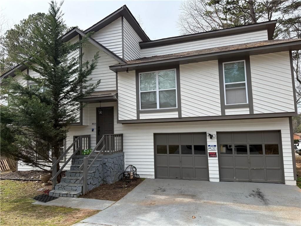 1020 Park Forest Drive NW, Lilburn, GA 30047