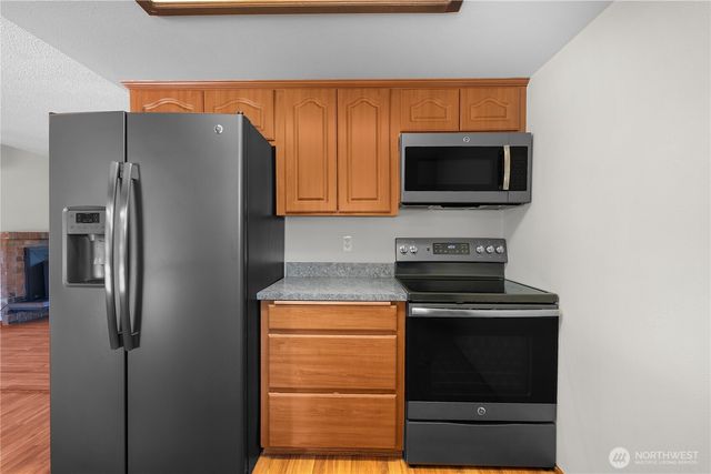 1706 Foxfire Drive SE, Olympia, WA 98513