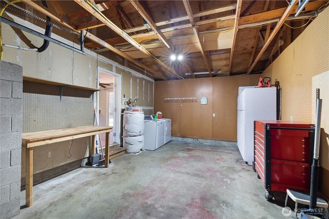 1706 Foxfire Drive SE, Olympia, WA 98513
