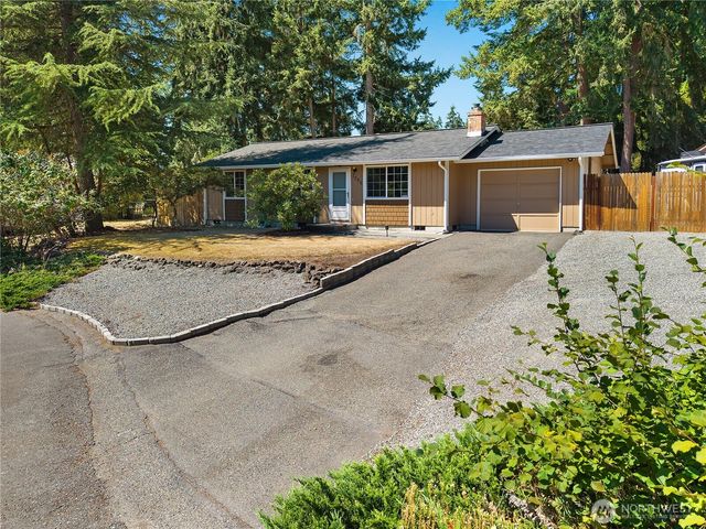 1706 Foxfire Drive SE, Olympia, WA 98513