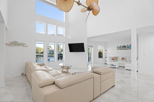 1343 SW Seagull Way, Palm City, FL 34990