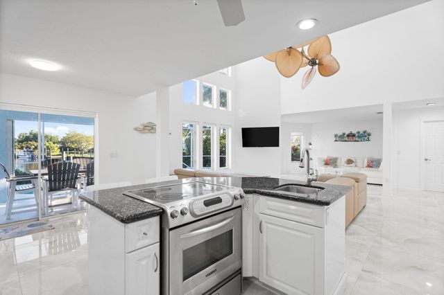 1343 SW Seagull Way, Palm City, FL 34990