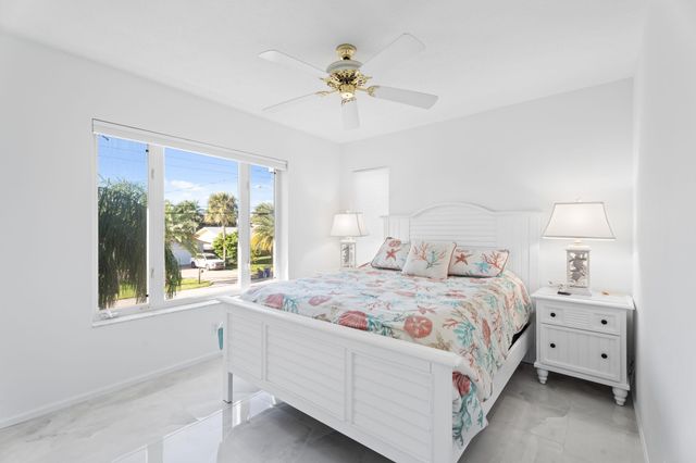 1343 SW Seagull Way, Palm City, FL 34990