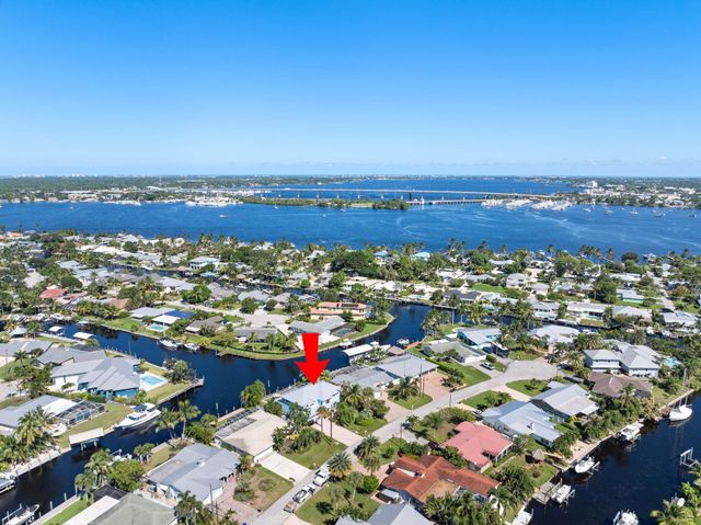 1343 SW Seagull Way, Palm City, FL 34990