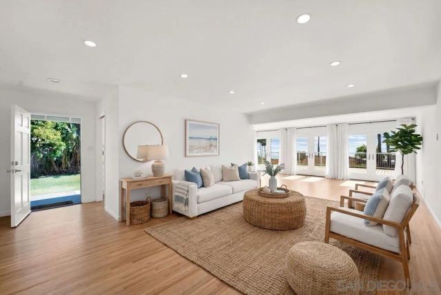 5622 Ladybird Lane, La Jolla, CA 92037