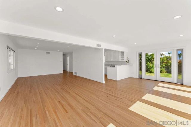 5622 Ladybird Lane, La Jolla, CA 92037