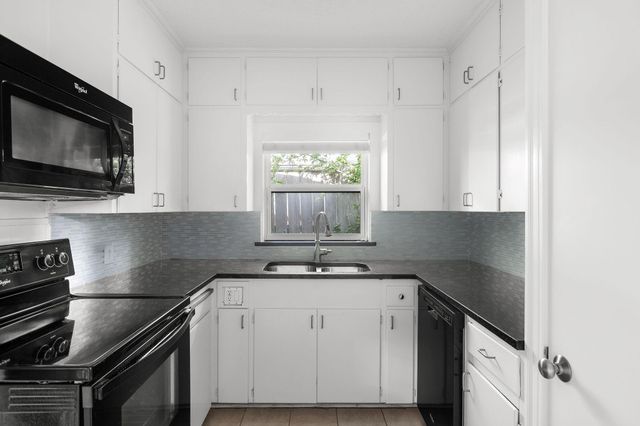 506 W 51st ST A, Austin, TX 78751