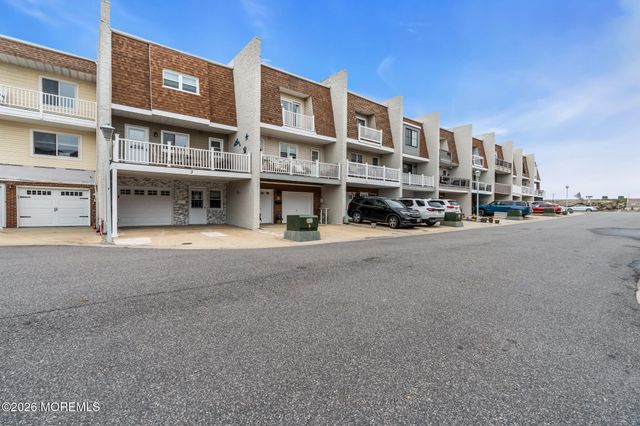 5 Sandpiper Lane, Sea Bright, NJ 07760