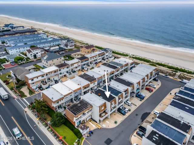 5 Sandpiper Lane, Sea Bright, NJ 07760