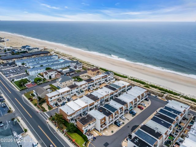 5 Sandpiper Lane, Sea Bright, NJ 07760