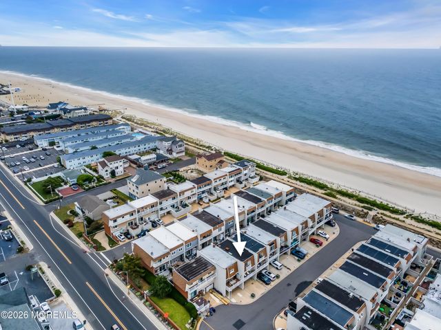 5 Sandpiper Lane, Sea Bright, NJ 07760