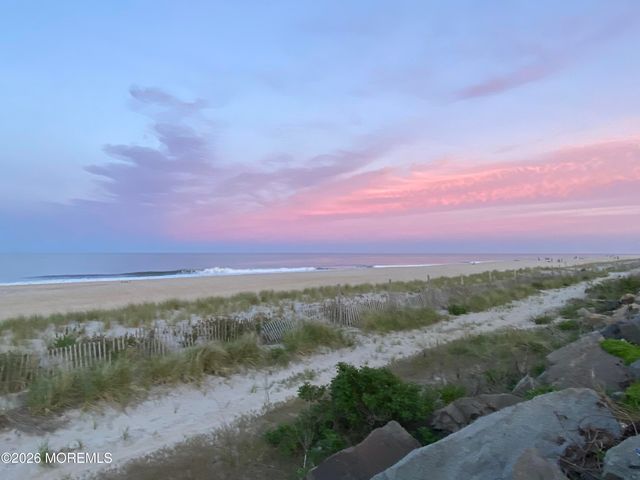 5 Sandpiper Lane, Sea Bright, NJ 07760