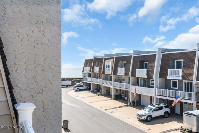 5 Sandpiper Lane, Sea Bright, NJ 07760