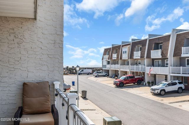 5 Sandpiper Lane, Sea Bright, NJ 07760