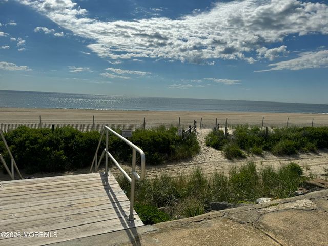 5 Sandpiper Lane, Sea Bright, NJ 07760