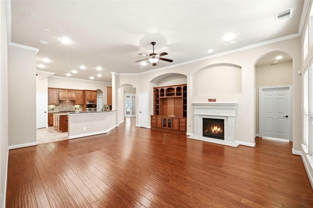 6715 W Titan Springs Drive, Spring, TX 77389