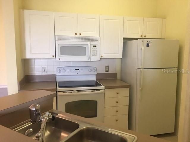 5180 NORTHRIDGE ROAD 308, Sarasota, FL 34238