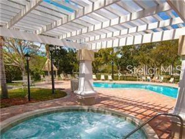 5180 NORTHRIDGE ROAD 308, Sarasota, FL 34238