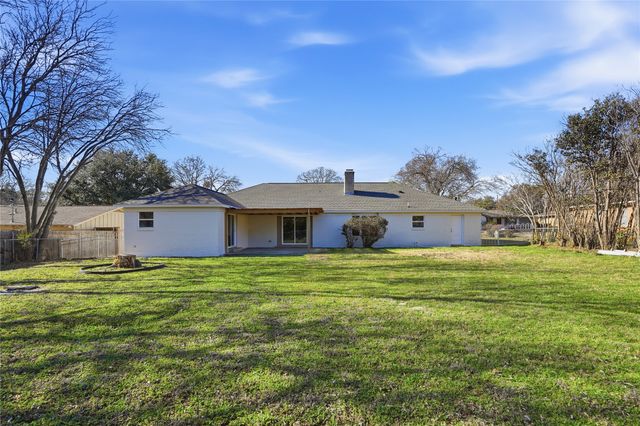 4204 Galway Avenue, Fort Worth, TX 76109