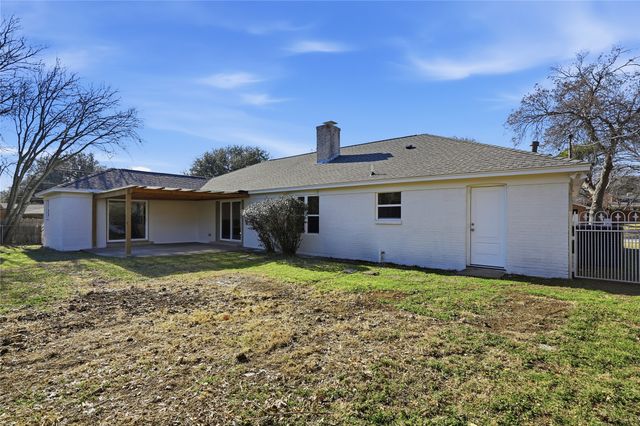 4204 Galway Avenue, Fort Worth, TX 76109