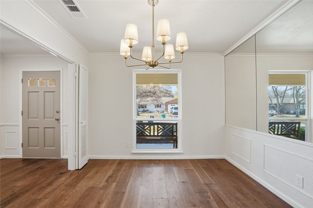 4204 Galway Avenue, Fort Worth, TX 76109