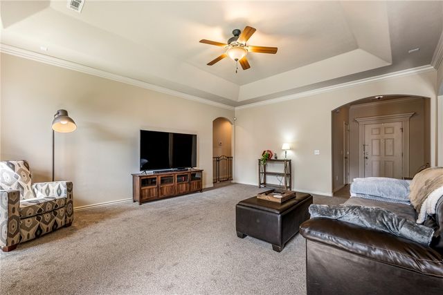 2633 N Shadow Crest Drive, Fayetteville, AR 72704