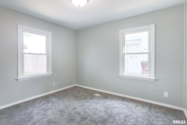 4216 N ASHTON Avenue, Peoria, IL 61614