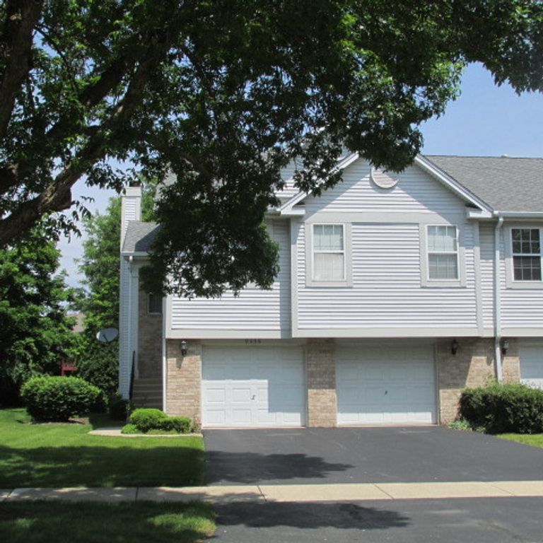 9336 Waterfall Glen Boulevard, Darien, IL 60561