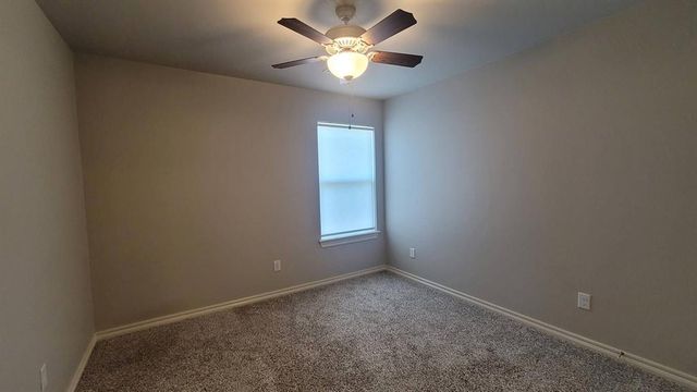 8720 SW 66th Place, Oklahoma City, OK 73169
