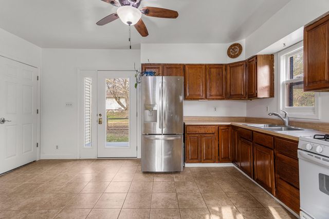 506 E State Street, Mahomet, IL 61853