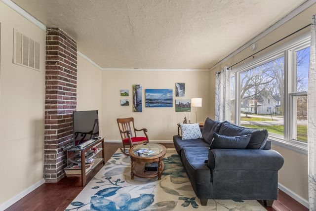 506 E State Street, Mahomet, IL 61853