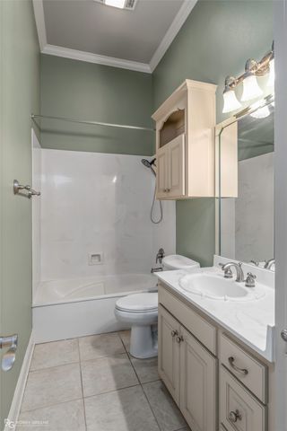336 Briars Court, Bossier City, LA 71111