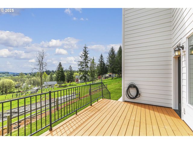 39313 Ne 143RD Pl, Amboy, WA 98601