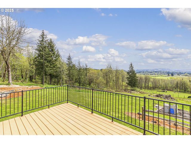 39313 Ne 143RD Pl, Amboy, WA 98601