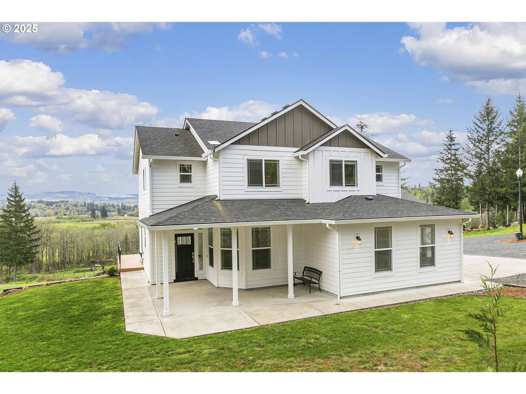 39313 Ne 143RD Pl, Amboy, WA 98601