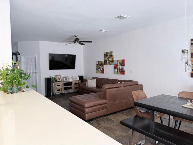 7809 NW 114th Path, Doral, FL 33178