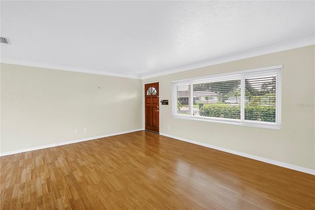 6195 28TH AVENUE N, St Petersburg, FL 33710