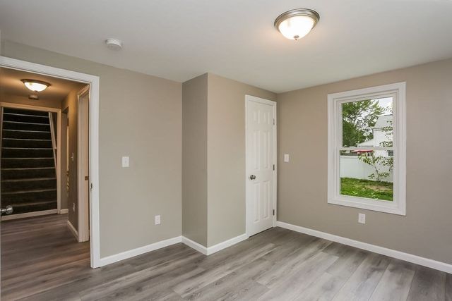 251 Edendale St, Springfield, MA 01104