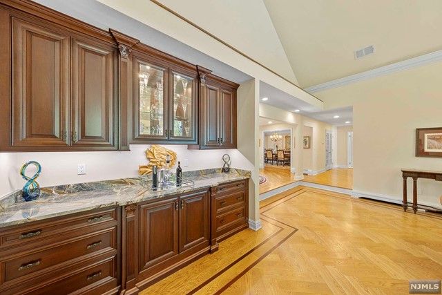 767 Butternut Drive, Franklin Lakes, NJ 07417