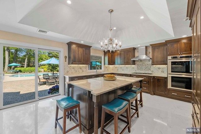 767 Butternut Drive, Franklin Lakes, NJ 07417