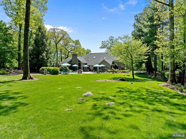 767 Butternut Drive, Franklin Lakes, NJ 07417