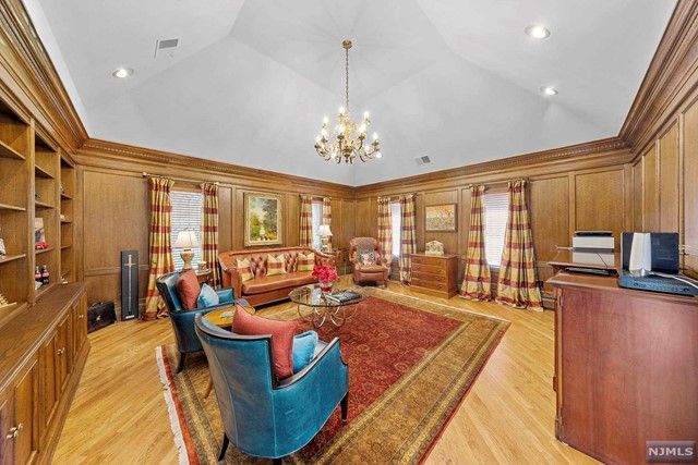 767 Butternut Drive, Franklin Lakes, NJ 07417