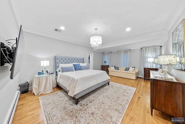 767 Butternut Drive, Franklin Lakes, NJ 07417