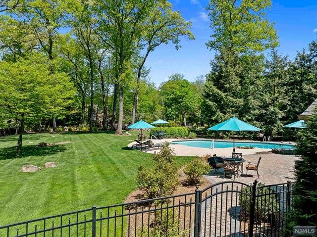 767 Butternut Drive, Franklin Lakes, NJ 07417
